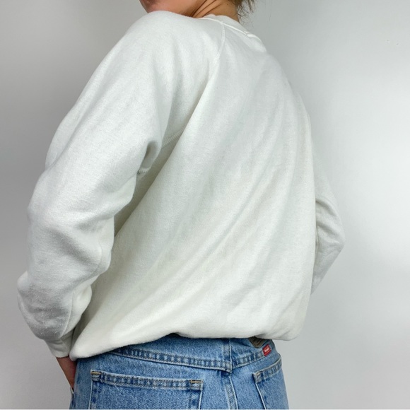 VINTAGE ‘WHERE’S THE BEACH?!?’ GRAPHIC CREWNECK SWEATER - Picture 3 of 3